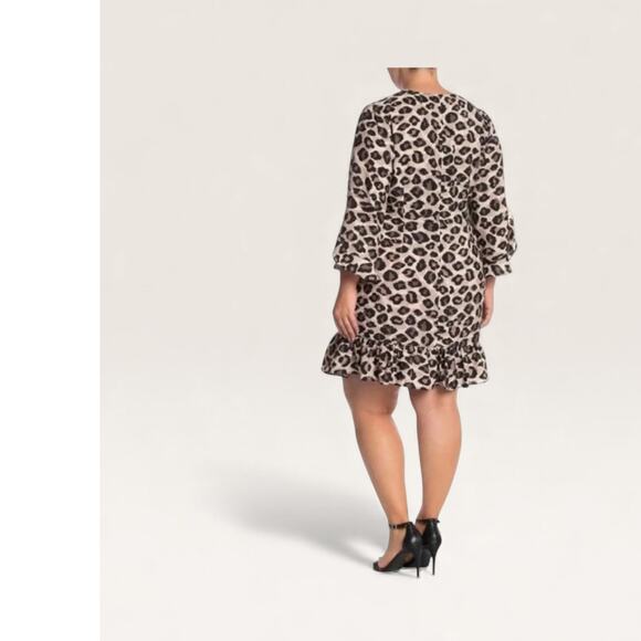 Eliza J. Cheetah Leopard Print Ruffle Cuff/Hem Mini Shift Dress - Size 8 - Picture 4 of 15